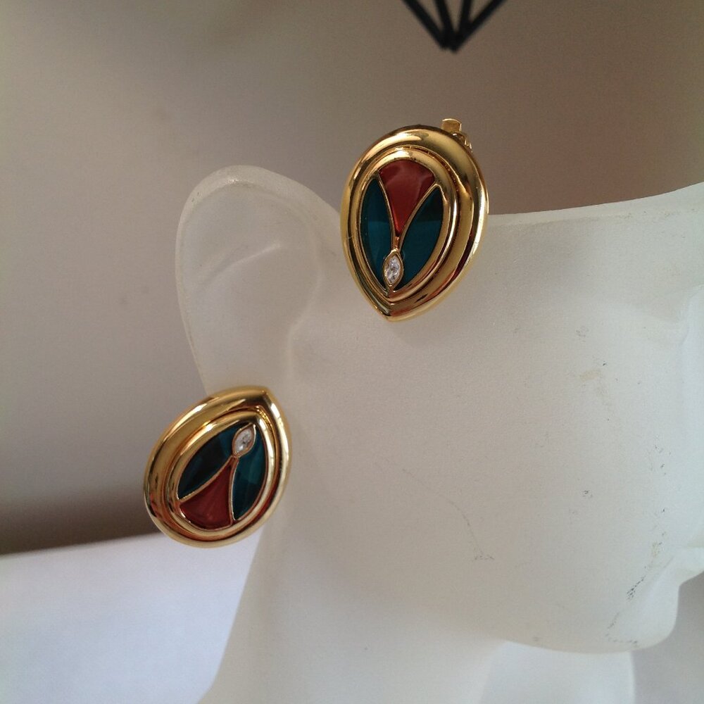Vintage Joan Rivers Enamel Rhinestone Accent Teardrop Gold Tone Clip On Earrings
